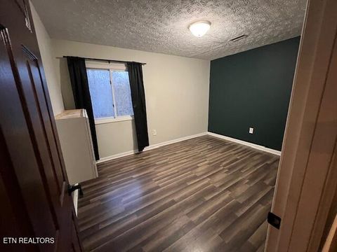 Tiny photo for 124 Mohawk Tr, LaFollette, TN 37766 (MLS # 1327525)