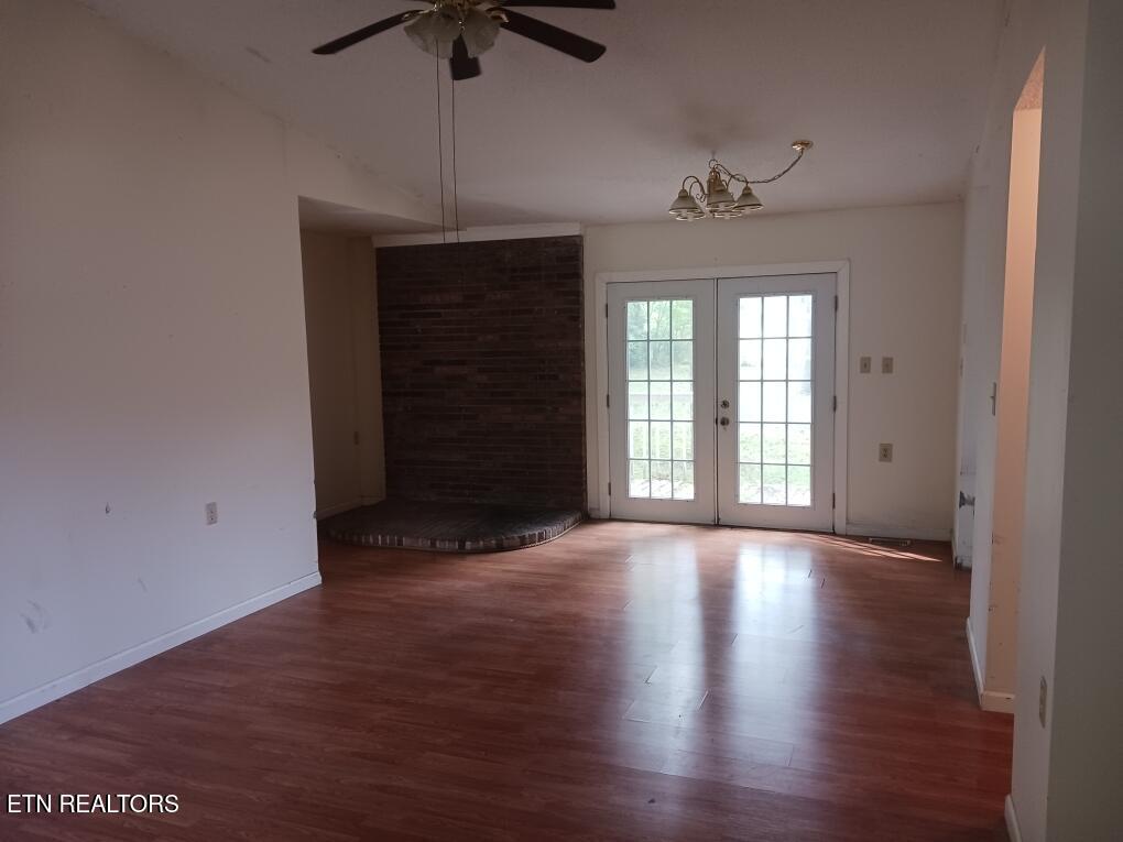 Photo of 324 Oak Hill Drive, Crossville, TN 38572 (MLS # 1356046)