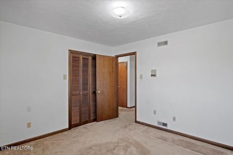 Tiny photo for 848 Navajo Drive, Jefferson City, TN 37760 (MLS # 1329627)