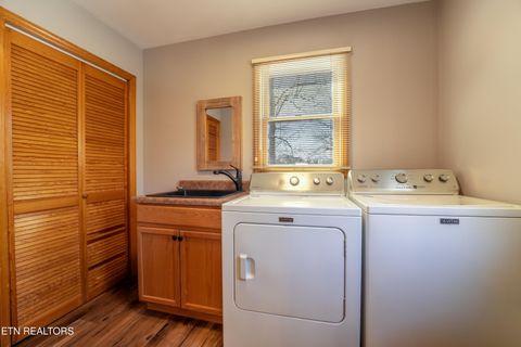 Tiny photo for 3375 Spring View Drive, Sevierville, TN 37862 (MLS # 1333810)