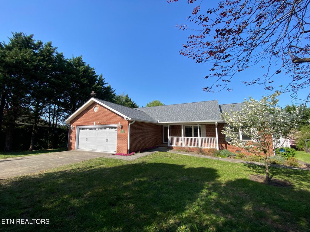 Photo of 1306 Prairie Place, Greenback, TN 37742 (MLS # 1259534)