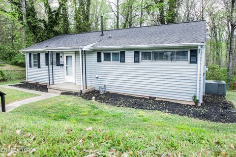 Photo of 112 Andover Circle, Oak Ridge, TN 37830 (MLS # 1334803)