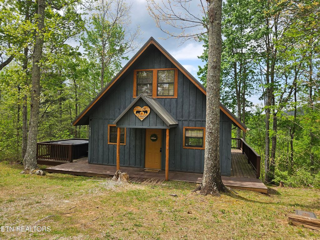 Photo of 3827 Getta Way, Gatlinburg, TN 37738 (MLS # 1339266)