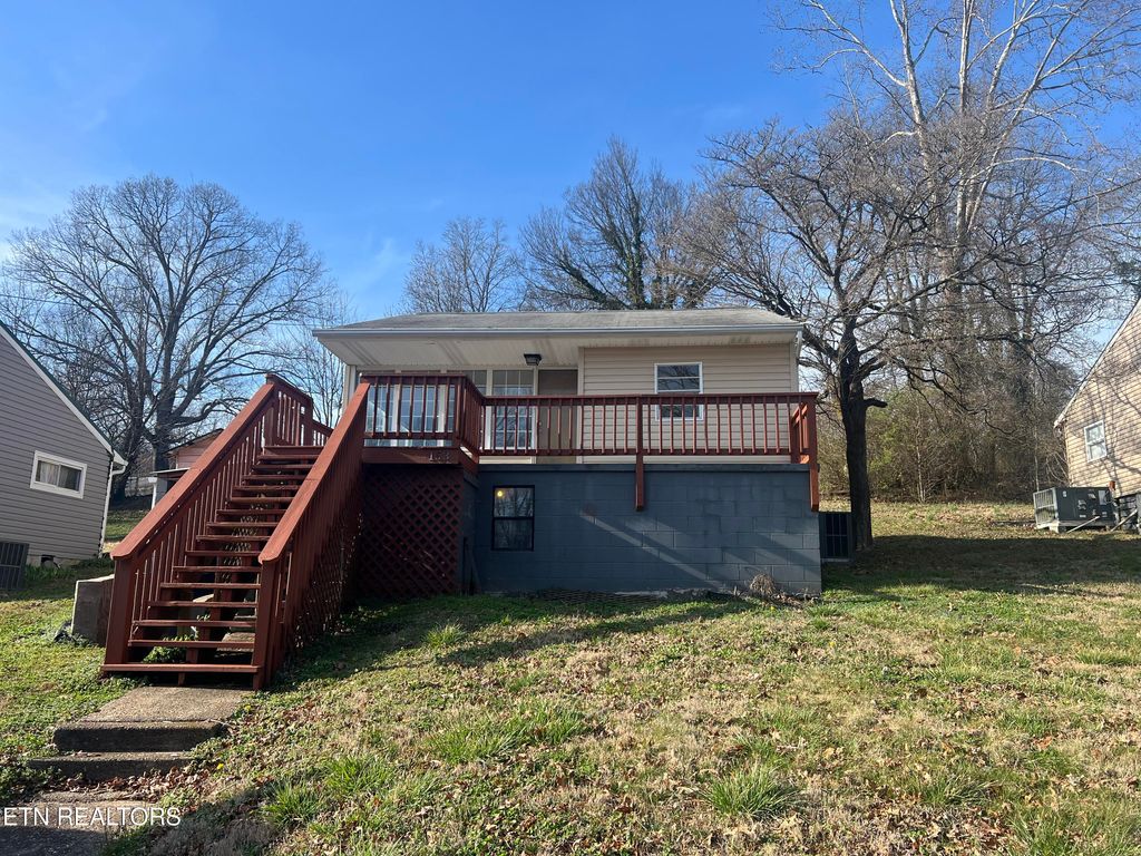 Photo of 153 Johnson Rd, Oak Ridge, TN 37830 (MLS # 1331322)