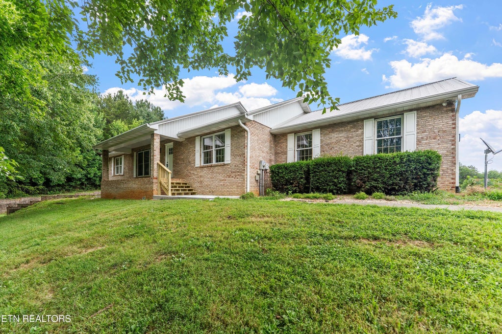 Photo of 3428 Wilkinson Pike, Maryville, TN 37803 (MLS # 1348478)