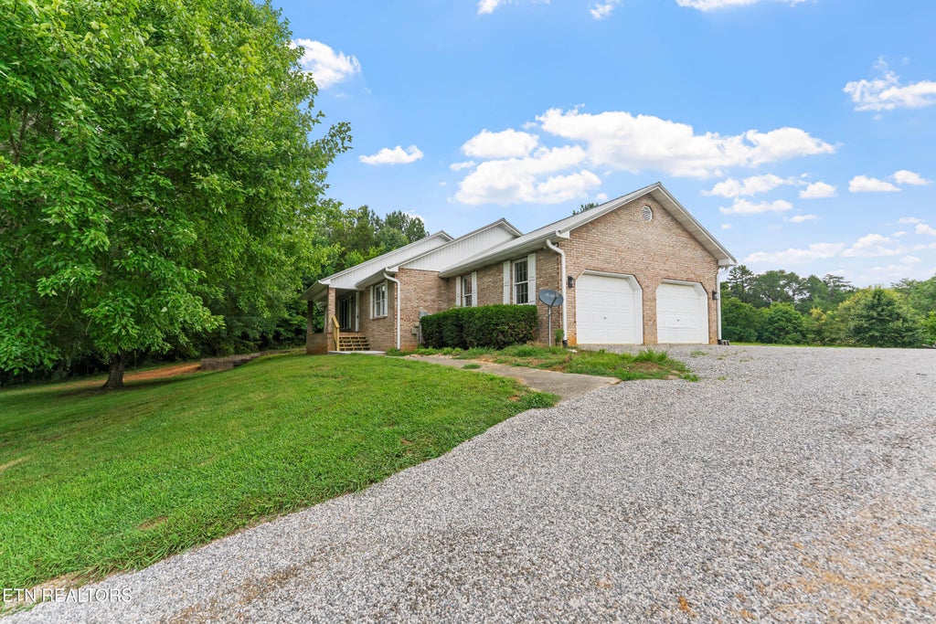 Photo of 3428 Wilkinson Pike, Maryville, TN 37803 (MLS # 1348478)