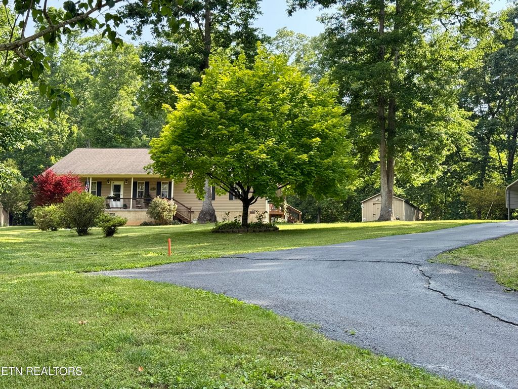 Photo of 406 Asheville Hwy, Strawberry Plains, TN 37871 (MLS # 1303750)