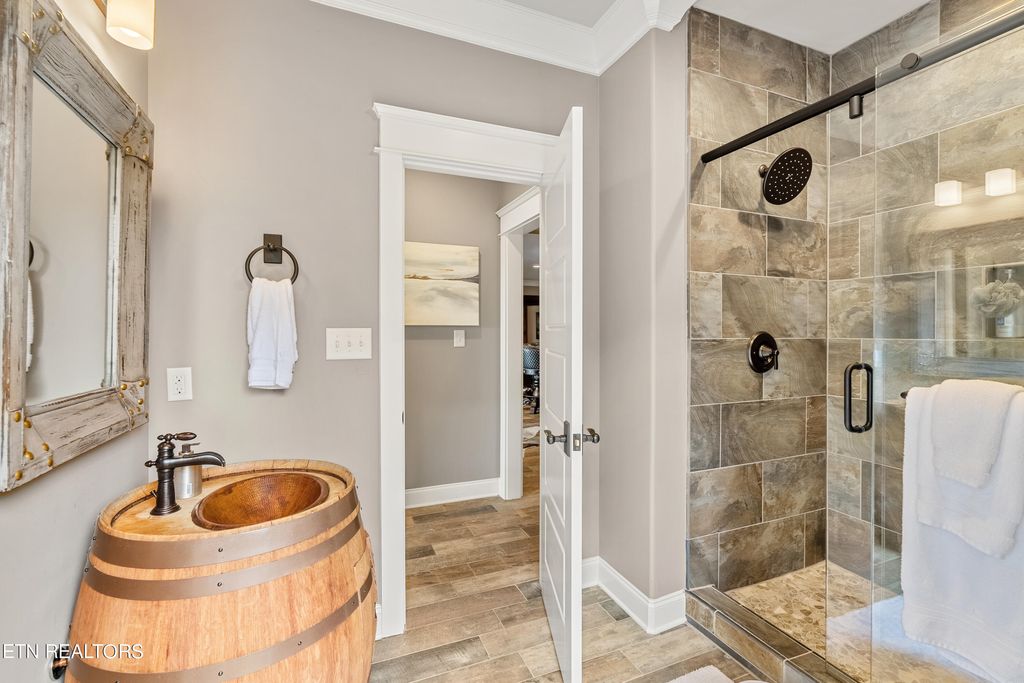 Photo of 260 Cormorant Drive, Vonore, TN 37885 (MLS # 1278246)