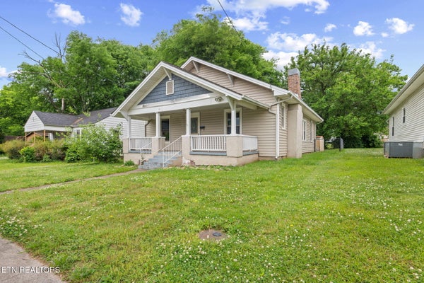 3131 GALBRAITH ST, KNOXVILLE, TN 37921 - Image ef33a292d88f95666c4e3858e1e0e6d2/2593403297