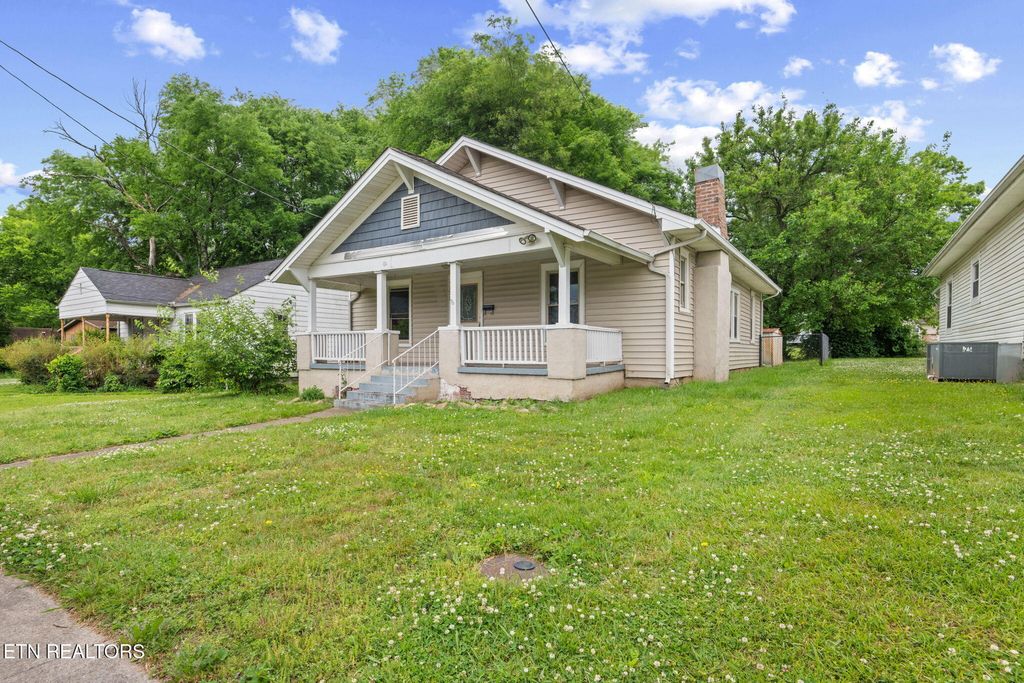 Photo of 3131 Galbraith Street St, Knoxville, TN 37921 (MLS # 1339222)