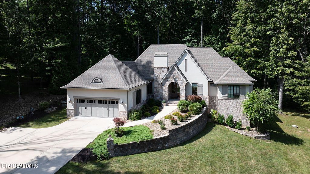 Photo of 77 Abington Place, Crossville, TN 38558 (MLS # 1311496)