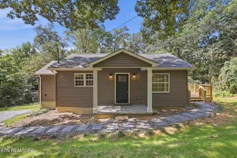 Photo of 2517 Drinnen Rd, Knoxville, TN 37914 (MLS # 1355567)