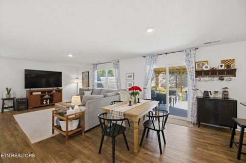 Tiny photo for 709 W Tellico Ave, Athens, TN 37303 (MLS # 1342169)