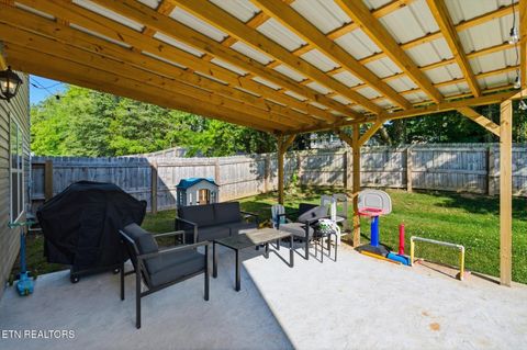 Tiny photo for 709 W Tellico Ave, Athens, TN 37303 (MLS # 1342169)