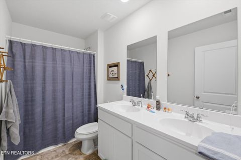 Tiny photo for 709 W Tellico Ave, Athens, TN 37303 (MLS # 1342169)