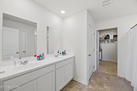 Tiny photo for 709 W Tellico Ave, Athens, TN 37303 (MLS # 1342169)