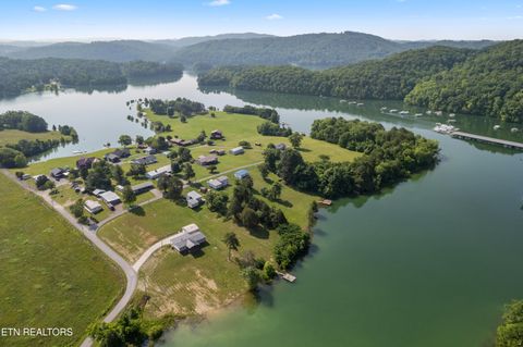 121 Lakeview Circle Sharps Chapel TN 37866