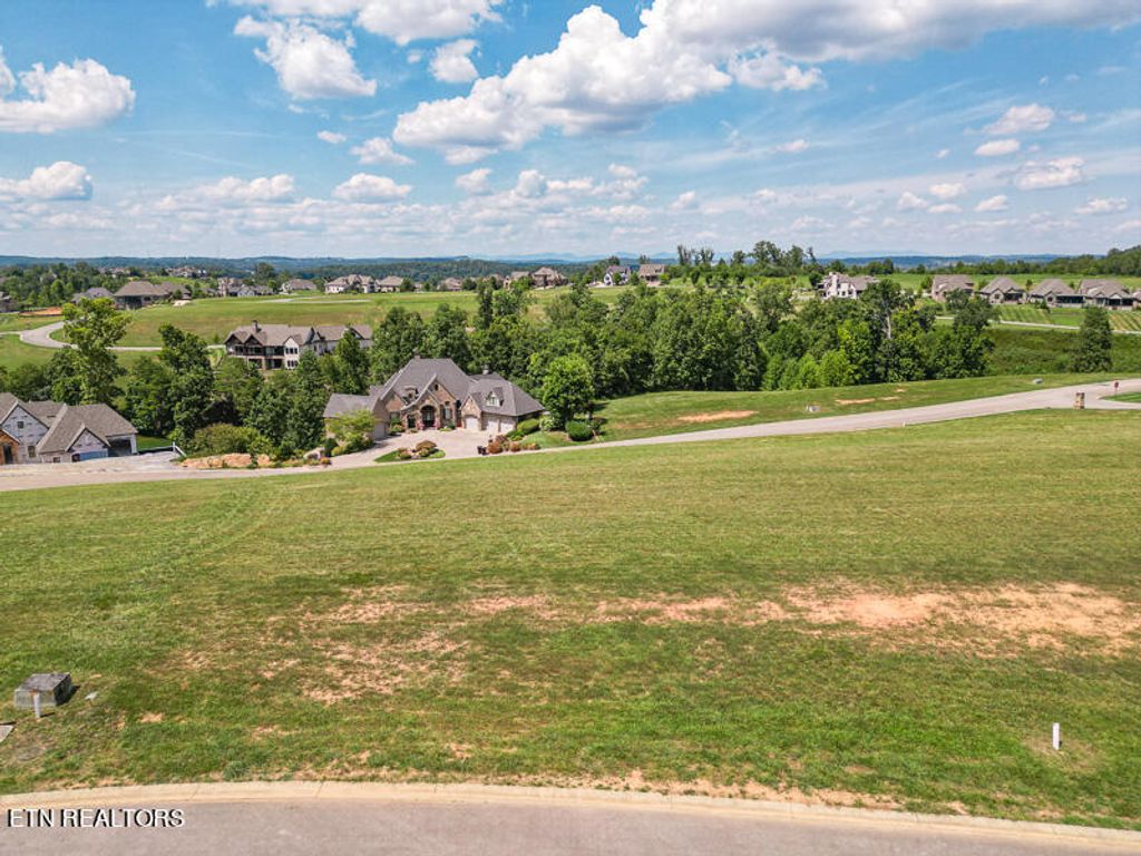 Photo of 364 Commodore Drive, Lenoir City, TN 37772 (MLS # 1273823)