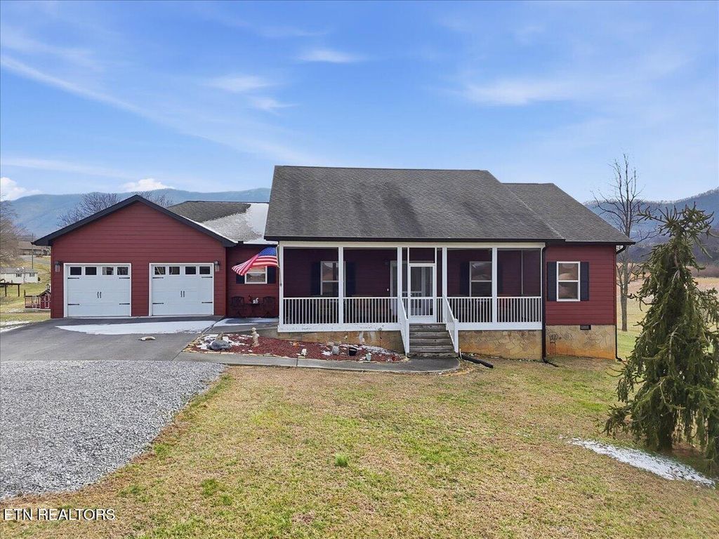 Photo of 120 County Line Rd, Dandridge, TN 37725 (MLS # 1327944)