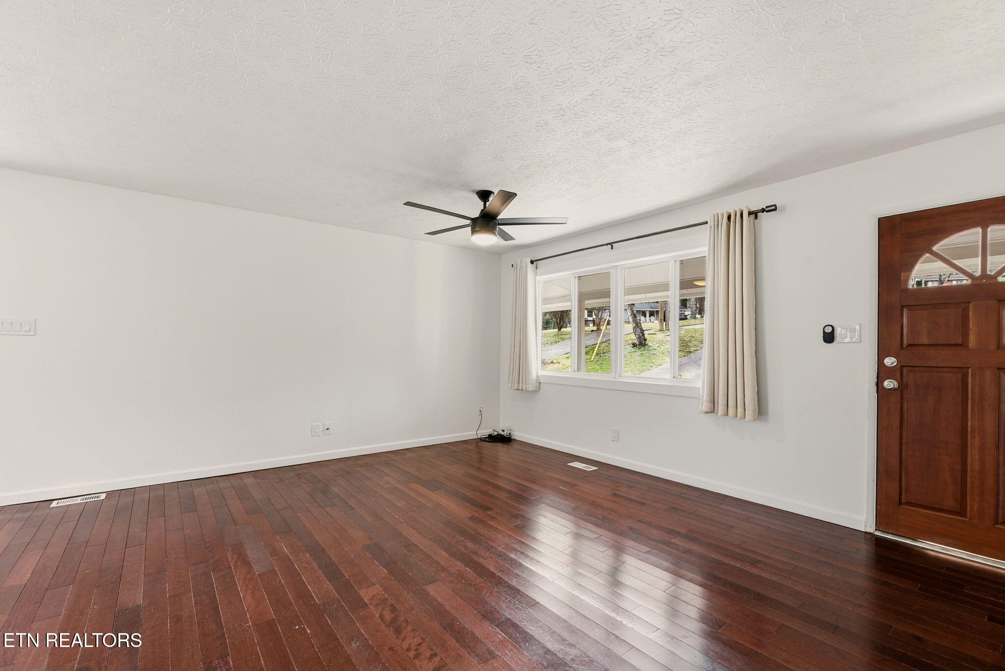 435 Sherwood Estates Circle