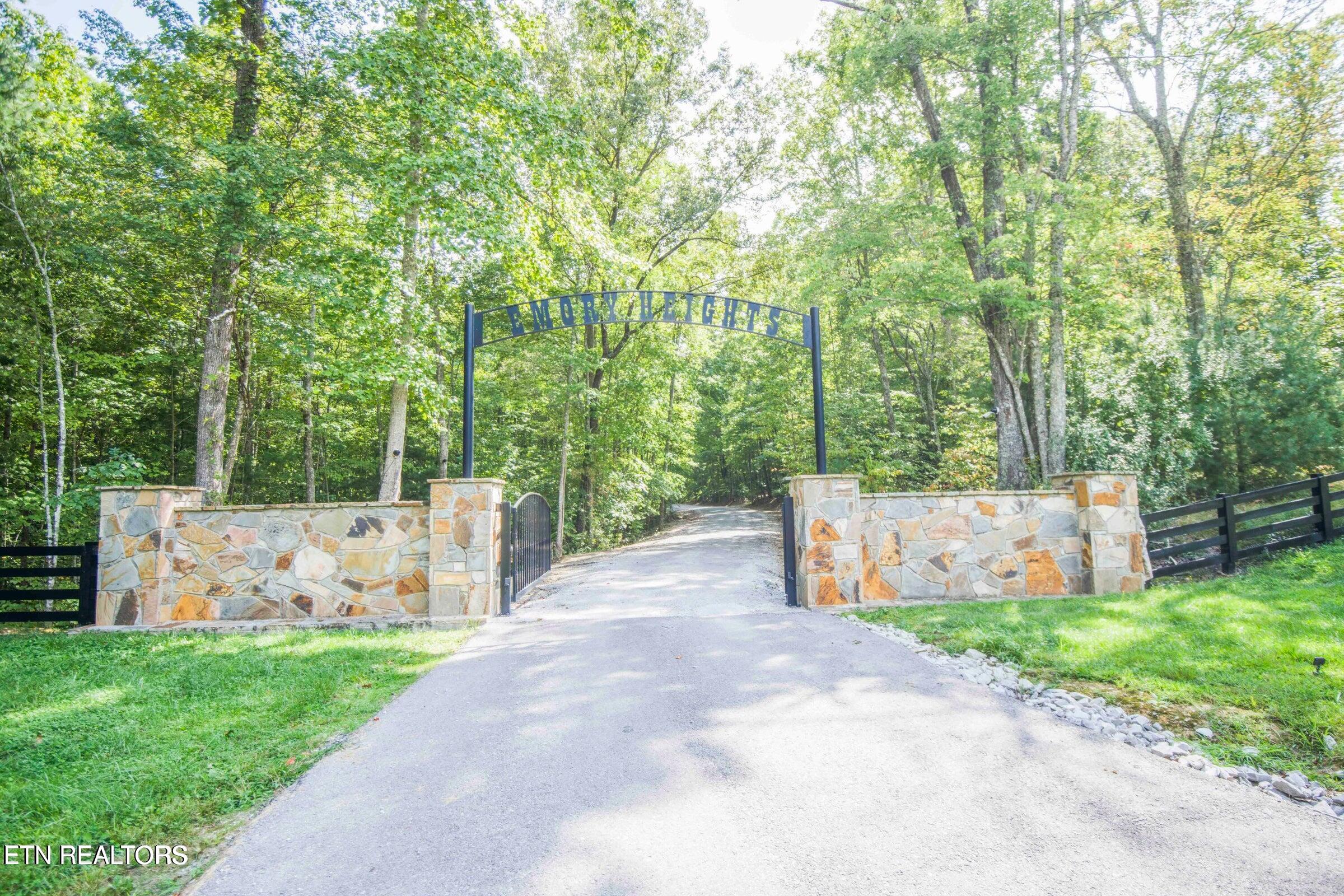 126 Homestead Hollow Rd