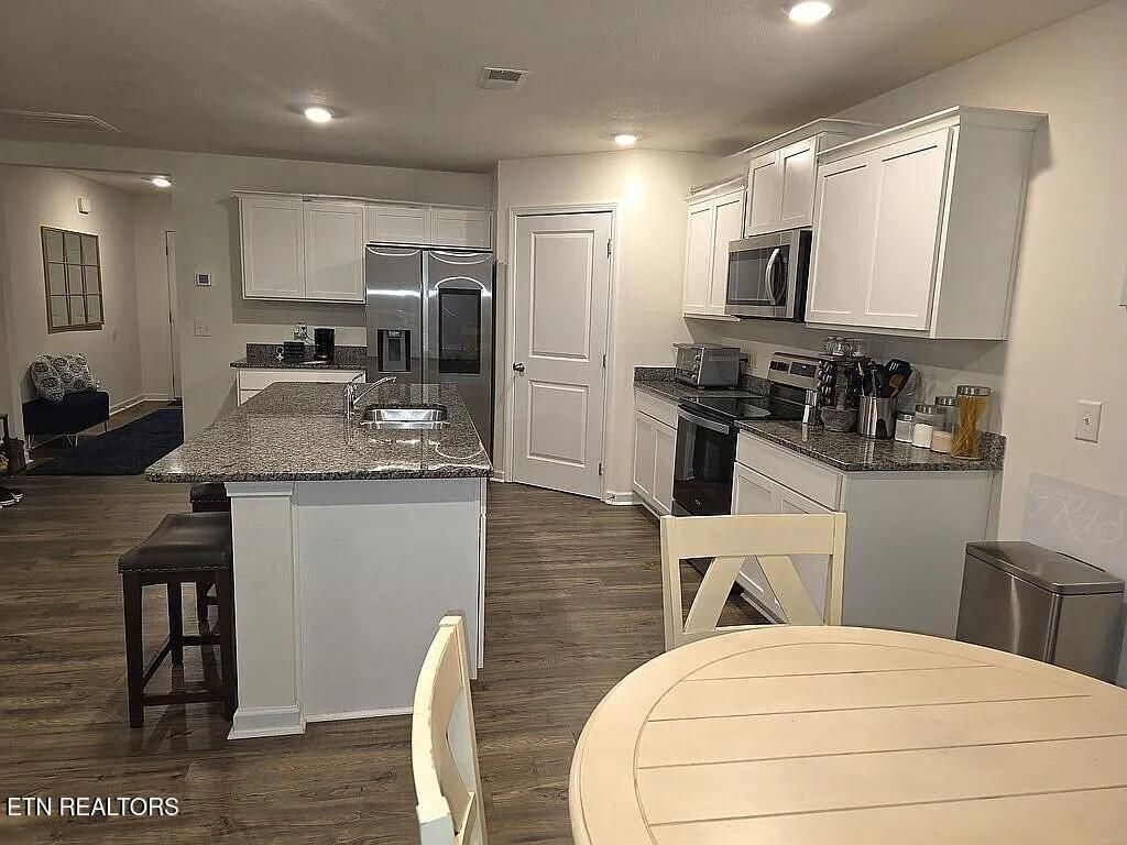 Photo of 228 Newman Circle, Jefferson City, TN 37760 (MLS # 1319052)