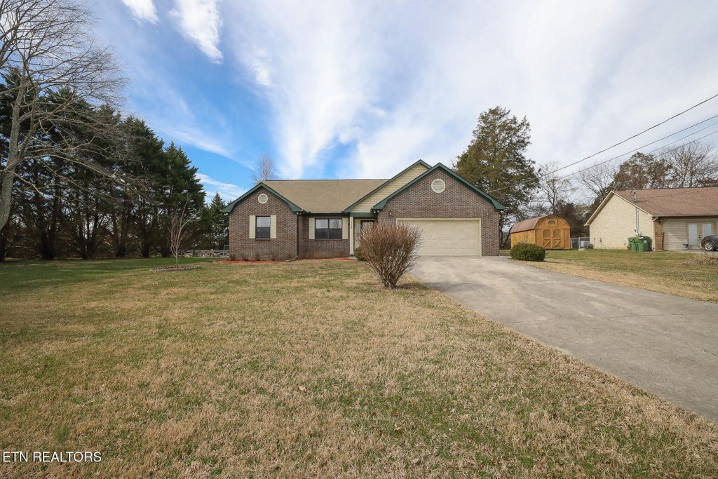 Photo of 715 Stowers Drive, Corryton, TN 37721 (MLS # 1290146)