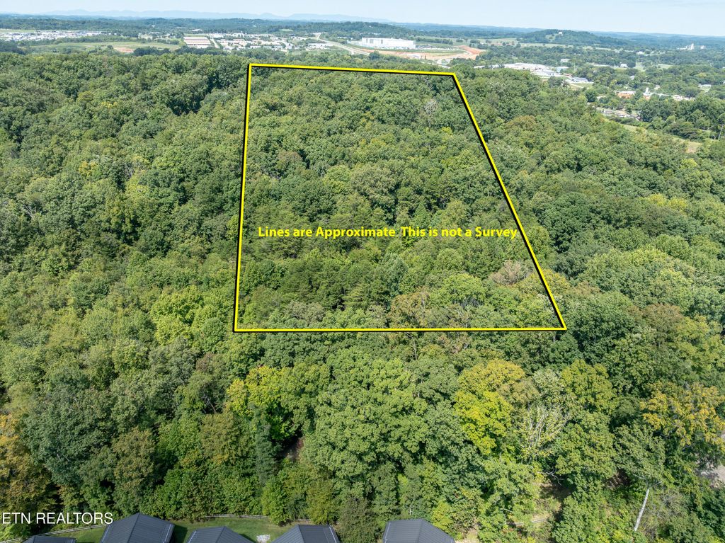 Photo of 3437 Russellwood Drive, Rockford, TN 37853 (MLS # 1315273)