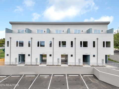 113 E Oldham Unit #102 Knoxville TN 37917