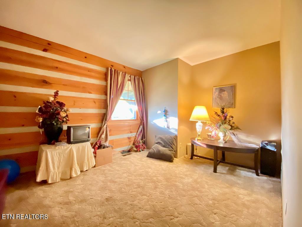 2233 Hitchcock Drive