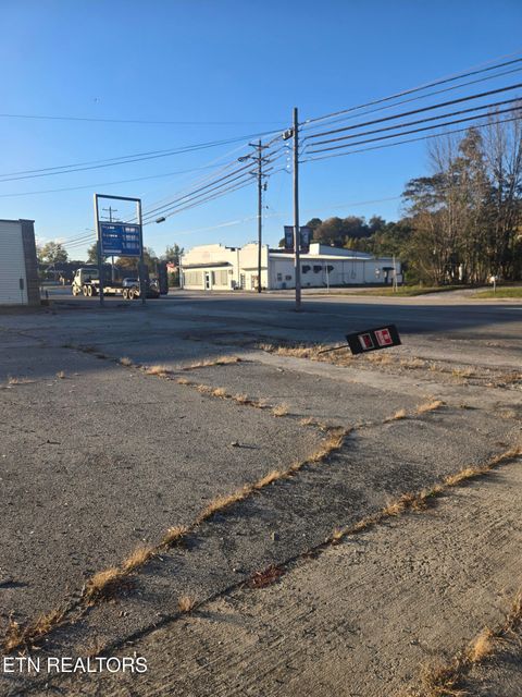 840 Main St Wartburg TN 37887