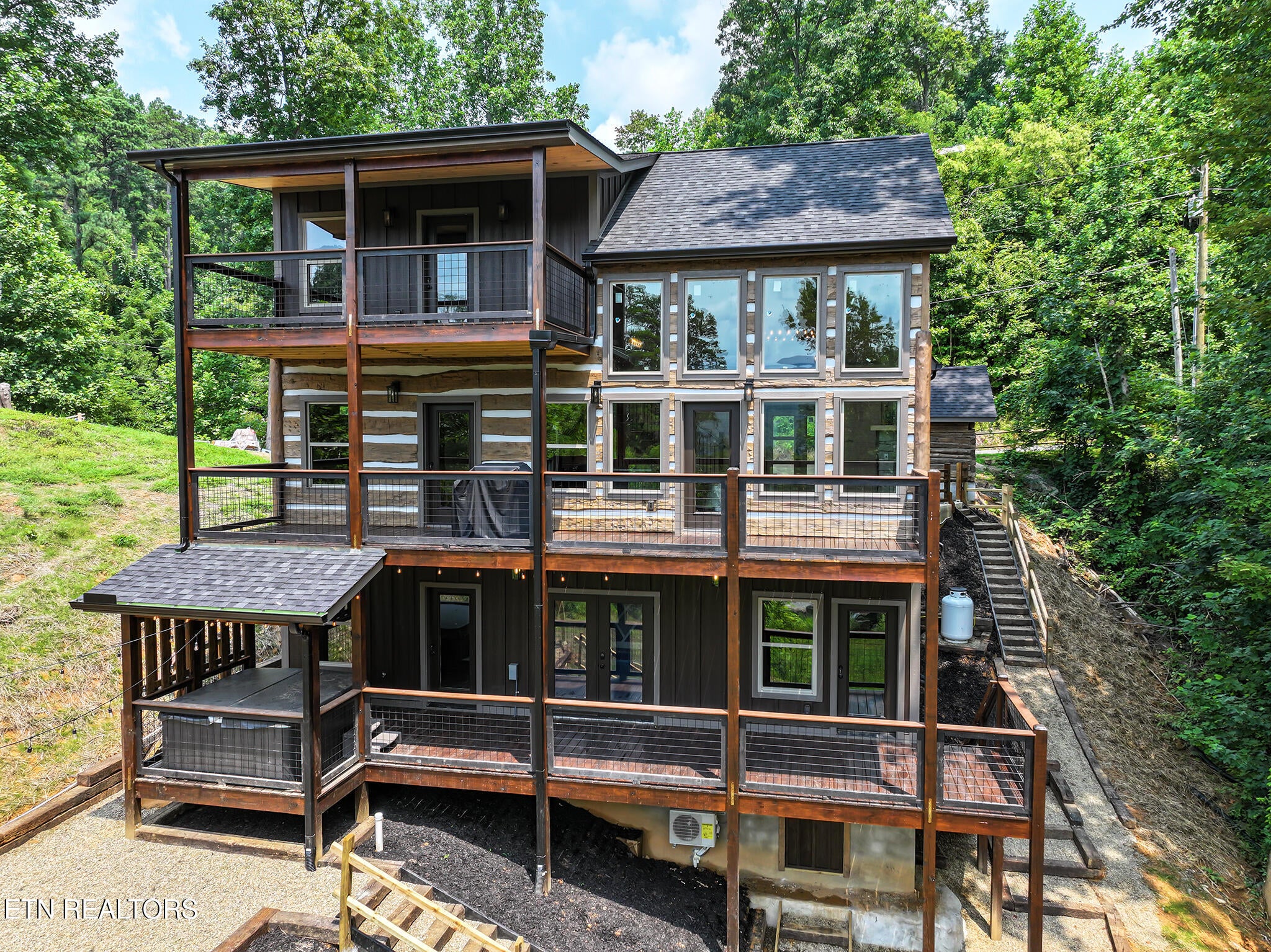 626 Jess Field Rd