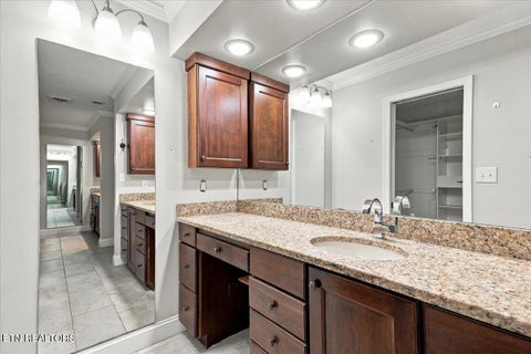 Tiny photo for 913 N Briarcliff Circle, Maryville, TN 37803 (MLS # 1356119)