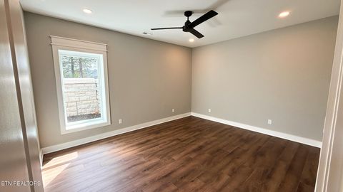 Tiny photo for 127 Waterfront Knoll, Sharps Chapel, TN 37866 (MLS # 1336330)