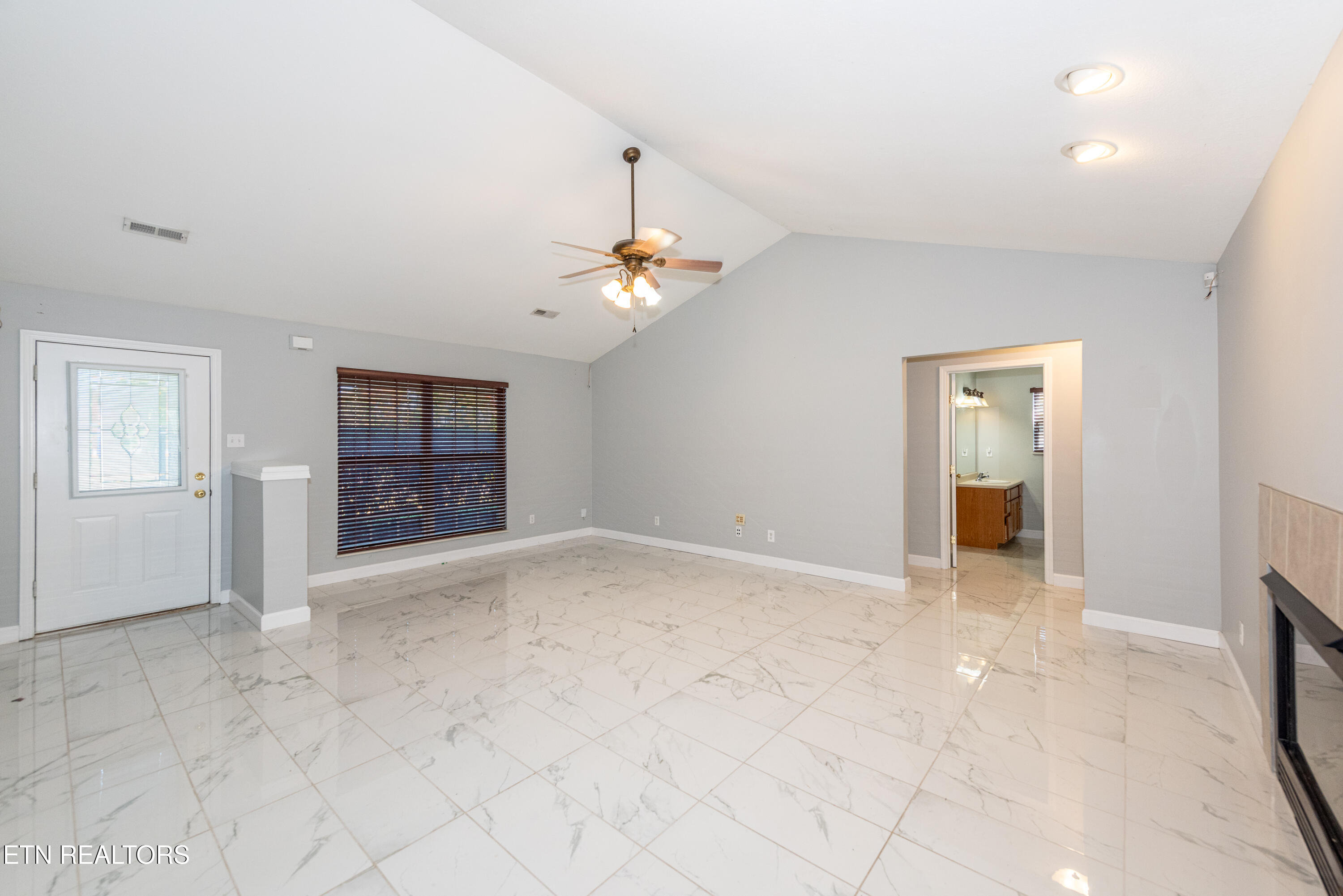 2910 Country Meadows Lane