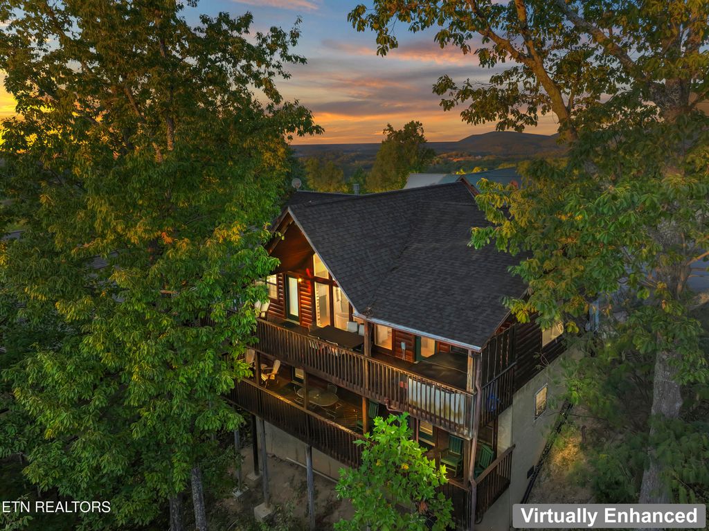 Photo of 1550 Bears Den Way, Sevierville, TN 37876 (MLS # 1320753)