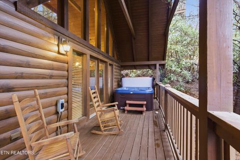 Tiny photo for 640 Cub Path Way, Gatlinburg, TN 37738 (MLS # 1333011)