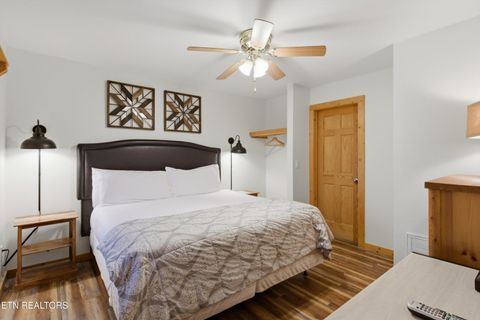 Tiny photo for 640 Cub Path Way, Gatlinburg, TN 37738 (MLS # 1333011)