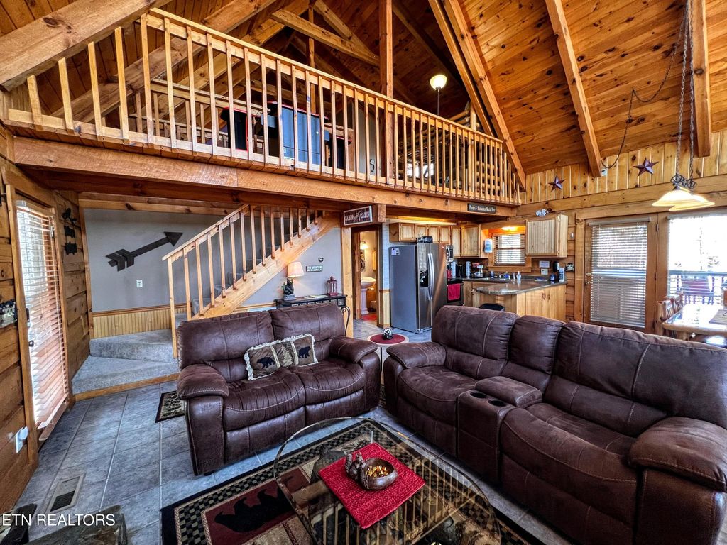 Photo of 3125 Clearview Rd, Sevierville, TN 37862 (MLS # 1330094)