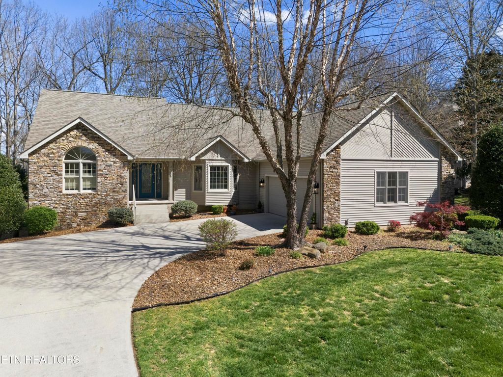 Photo of 21 Lexham Court, Crossville, TN 38558 (MLS # 1335619)