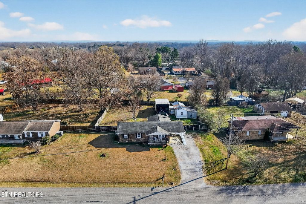 Photo of 209 Pine Grove Rd, Smithville, TN 37166 (MLS # 1328242)