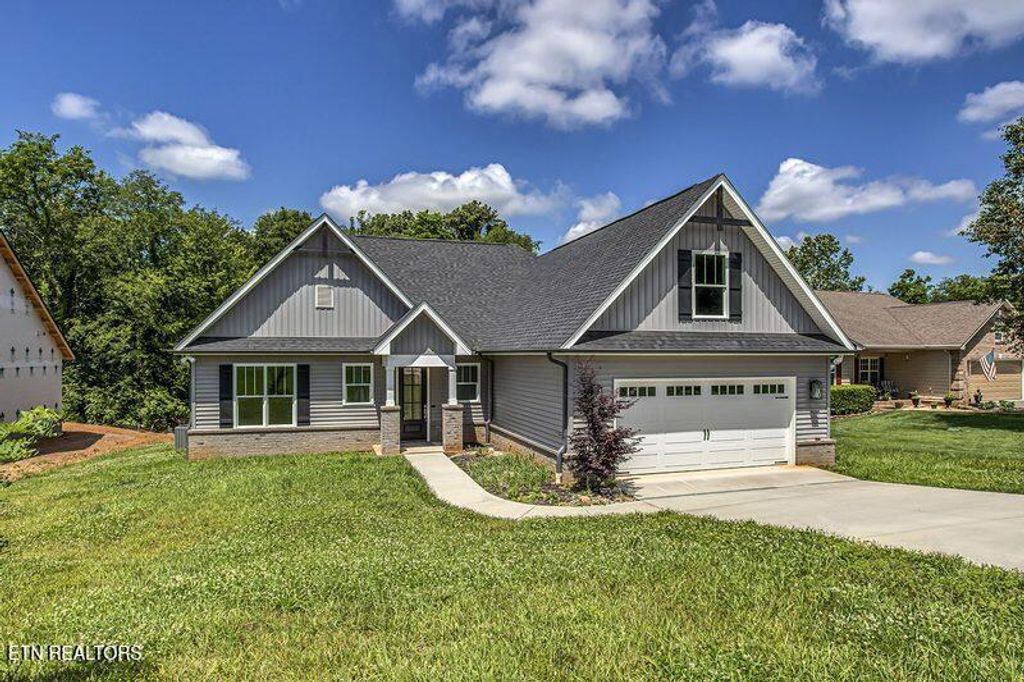 Photo of 318 Chatuga Lane, Loudon, TN 37774 (MLS # 1321796)