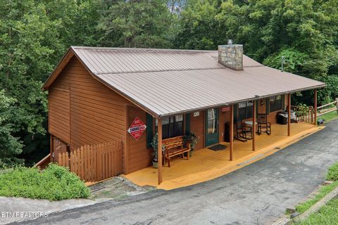 Tiny photo for 2746 Easy St, Sevierville, TN 37862 (MLS # 1330775)