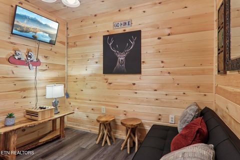 Tiny photo for 2746 Easy St, Sevierville, TN 37862 (MLS # 1330775)