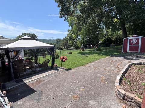 Tiny photo for 313 Cross St, Clinton, TN 37716 (MLS # 1347181)