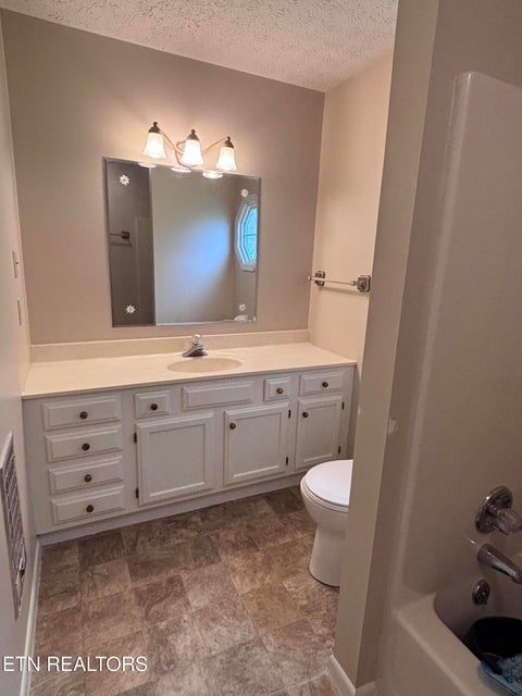 Tiny photo for 313 Cross St, Clinton, TN 37716 (MLS # 1347181)