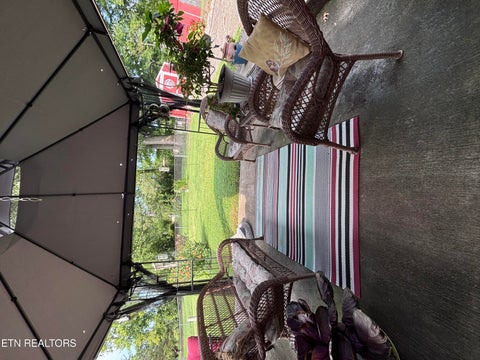 Tiny photo for 313 Cross St, Clinton, TN 37716 (MLS # 1347181)