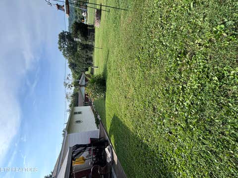 Tiny photo for 313 Cross St, Clinton, TN 37716 (MLS # 1347181)