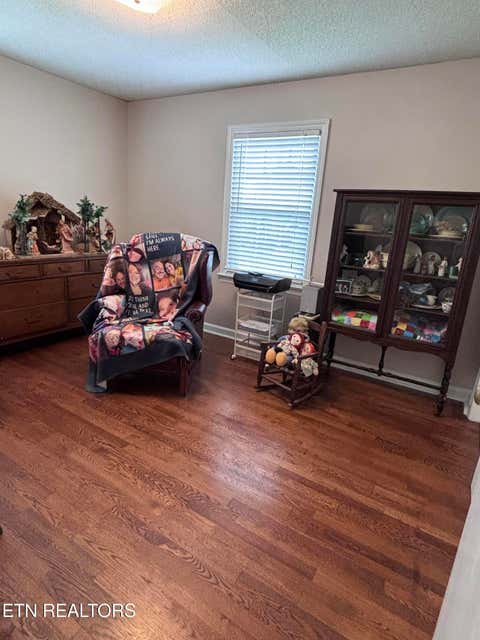 Tiny photo for 313 Cross St, Clinton, TN 37716 (MLS # 1347181)