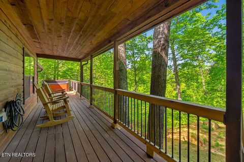 Photo of 3430 Bear Mountain Lane, Sevierville, TN 37876 (MLS # 1339489)